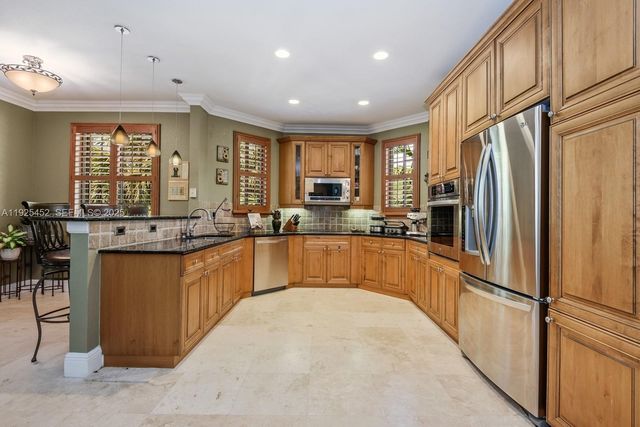 2782 Kinsington Cir 25-4, Weston, FL 33332