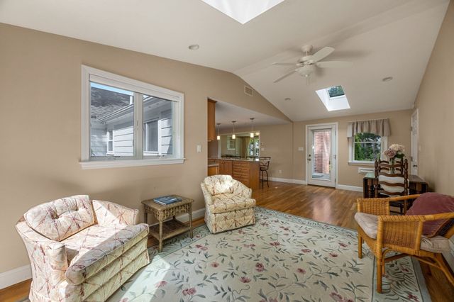 54 Lucerne Ave, Falmouth, MA 02540