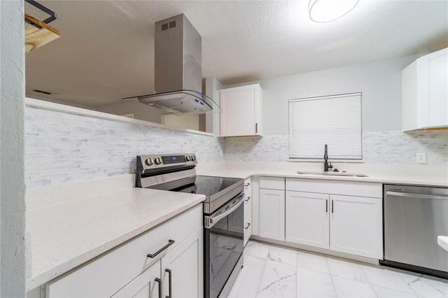 51 N CORTEZ AVENUE, Winter Springs, FL 32708