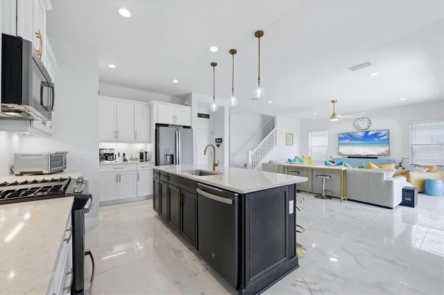 304 CASERTA COURT, Nokomis, FL 34275