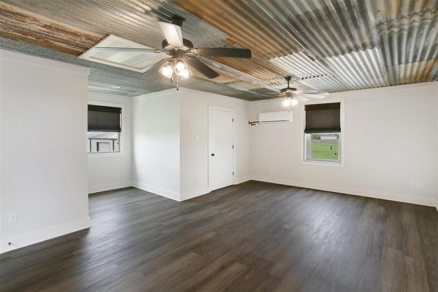 7741 Gossett Road, Lake Charles, LA 70605