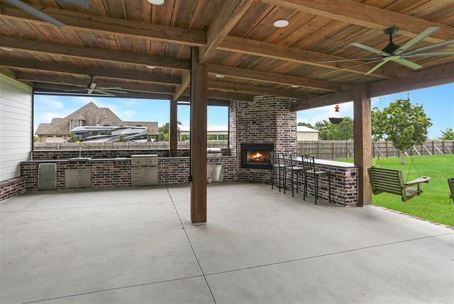 7741 Gossett Road, Lake Charles, LA 70605