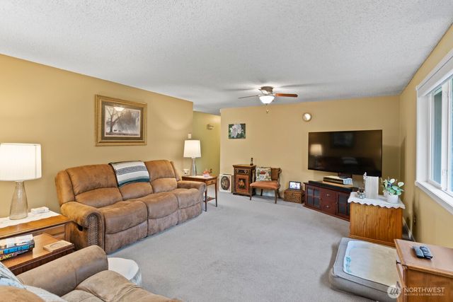 2024 Lorraine Drive SE, Olympia, WA 98501