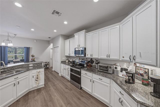 1444 CYPRESS VIEW LANE, Lakeland, FL 33811