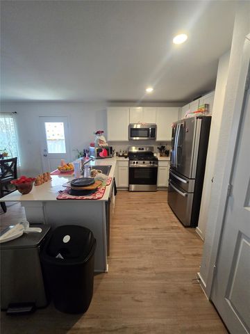 22559 Serviceberry Branch Court, New Caney, TX 77357