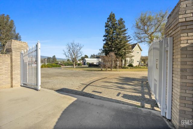 12511 Lene Place, Bakersfield, CA 93306