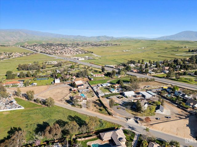 12511 Lene Place, Bakersfield, CA 93306