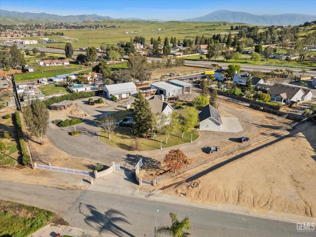 12511 Lene Place, Bakersfield, CA 93306