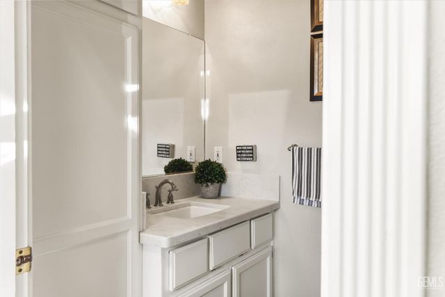 12511 Lene Place, Bakersfield, CA 93306