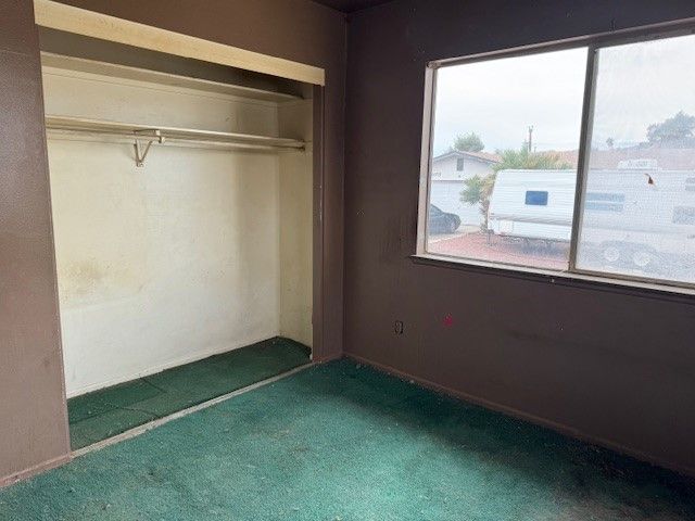 2074 Kingston Drive, Bullhead City, AZ 86442