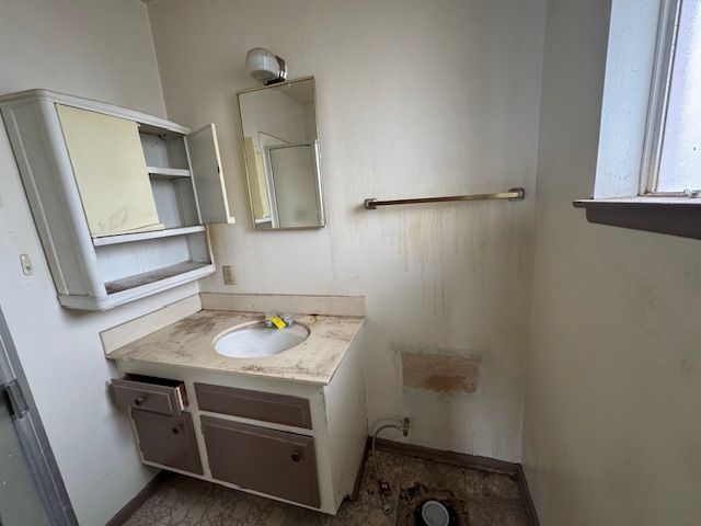 2074 Kingston Drive, Bullhead City, AZ 86442