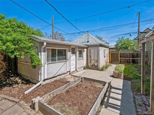 4244 Umatilla Street, Denver, CO 80211