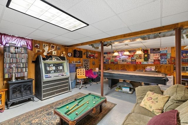 4A Fletcher St, Plainville, MA 02762