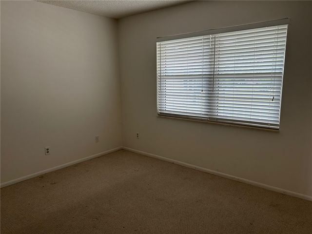 4 Vista Gardens Trail 207, Vero Beach, FL 32962