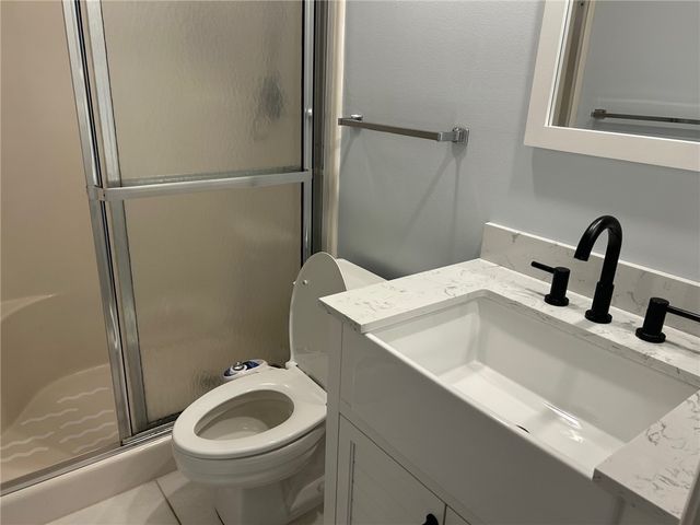 4 Vista Gardens Trail 207, Vero Beach, FL 32962