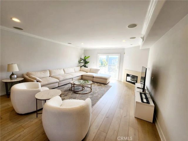 1920 Malcolm Avenue 401, Los Angeles, CA 90025
