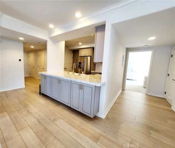 1920 Malcolm Avenue 401, Los Angeles, CA 90025
