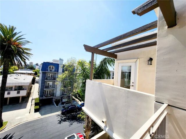 1920 Malcolm Avenue 401, Los Angeles, CA 90025