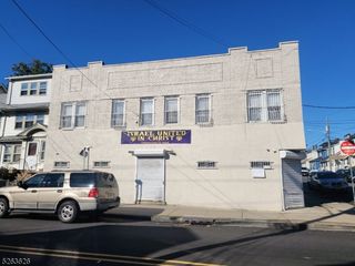 219 Stuyvesant Ave, Newark City, NJ 07106