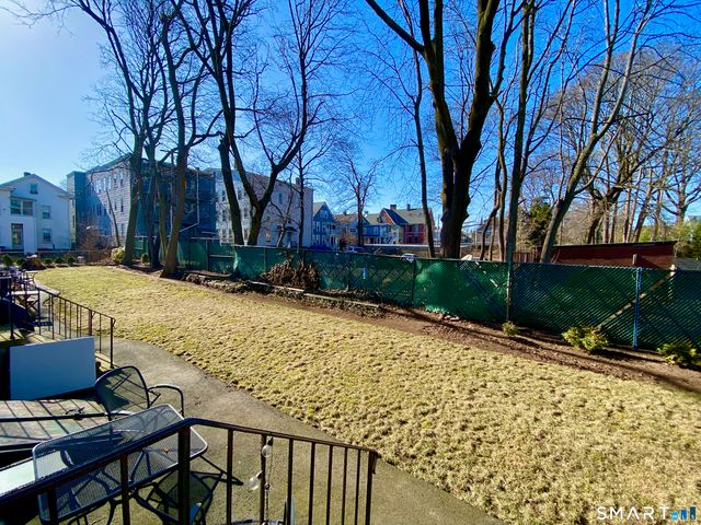 908 State Street 11, New Haven, CT 06511