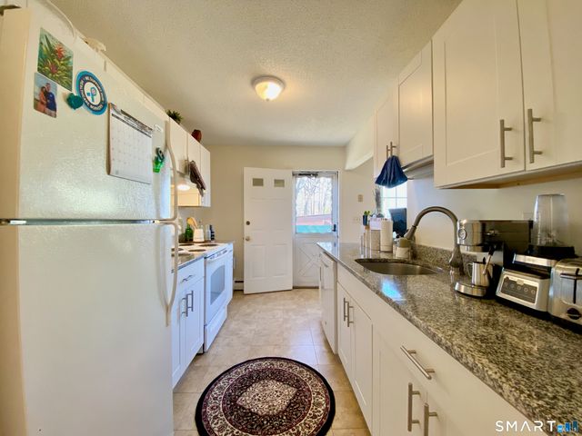 908 State Street 11, New Haven, CT 06511