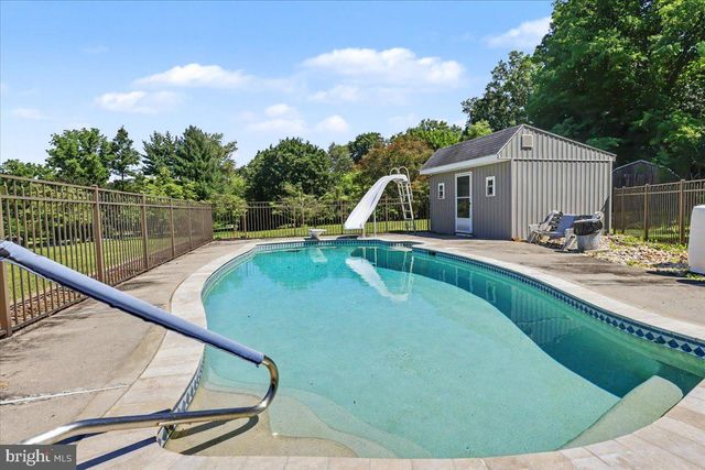 451 SAYLORS MILL RD, Spring City, PA 19475