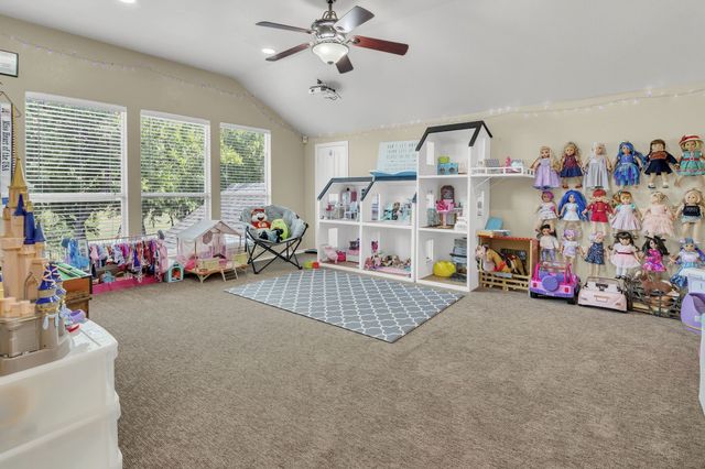 4138 Petersburg Drive, Fort Worth, TX 76244