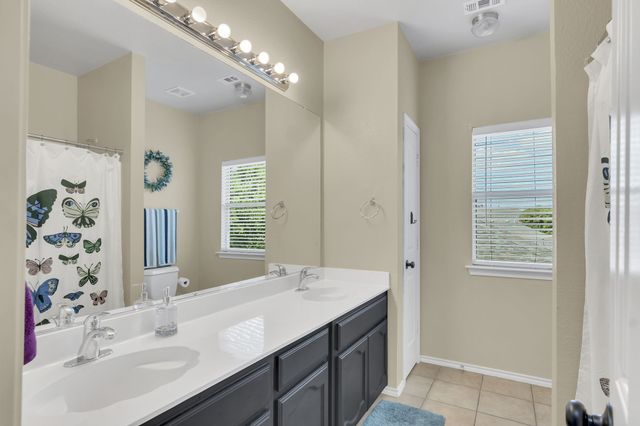 4138 Petersburg Drive, Fort Worth, TX 76244