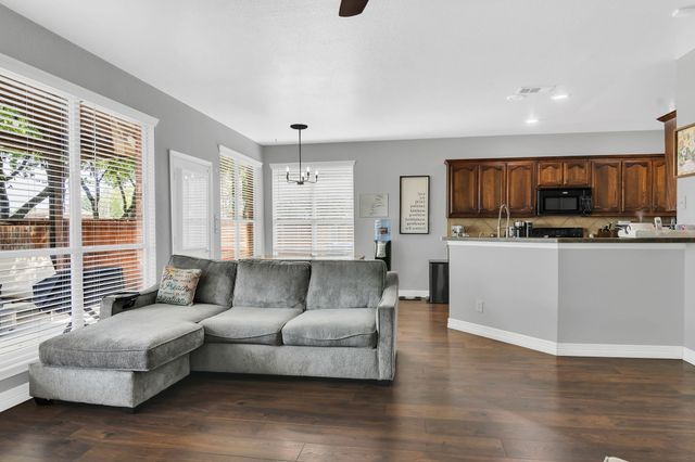 4138 Petersburg Drive, Fort Worth, TX 76244