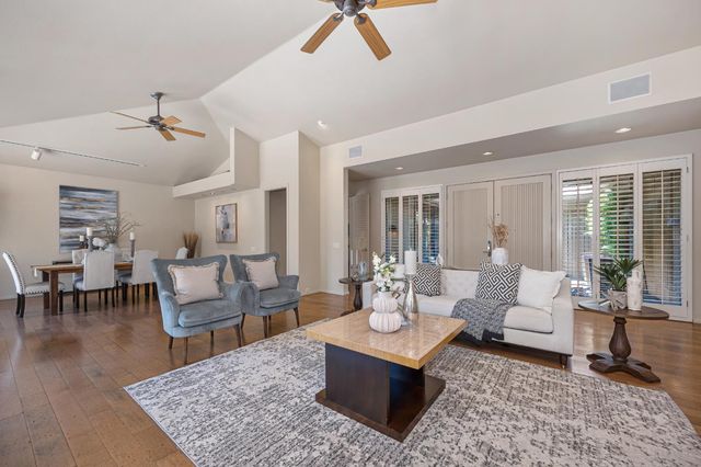 11390 Huntington Village Ln, Gold River, CA 95670