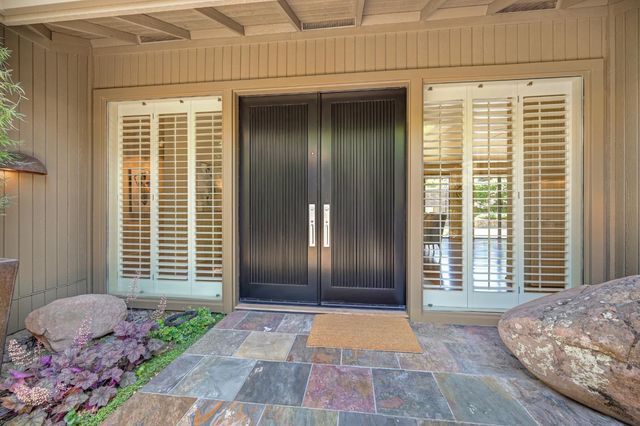 11390 Huntington Village Ln, Gold River, CA 95670