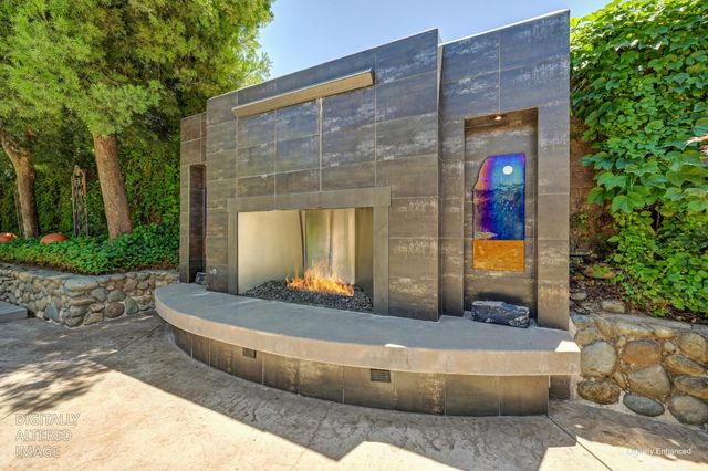 11390 Huntington Village Ln, Gold River, CA 95670