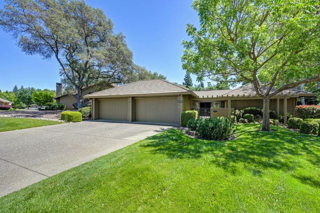 11390 Huntington Village Ln, Gold River, CA 95670
