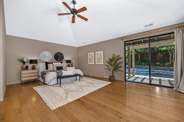11390 Huntington Village Ln, Gold River, CA 95670