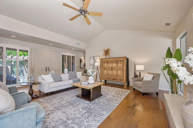 11390 Huntington Village Ln, Gold River, CA 95670
