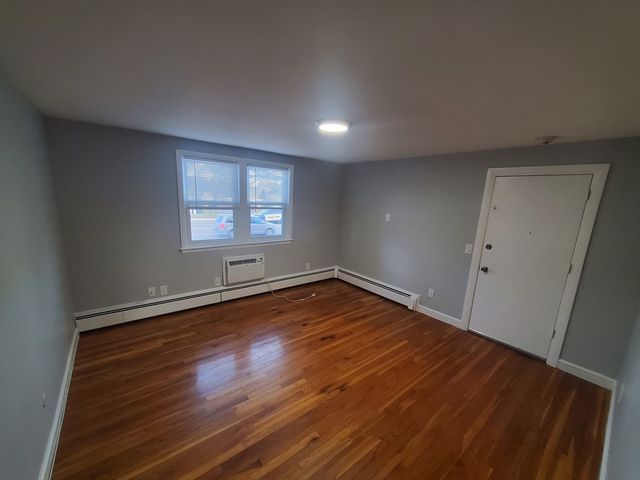 433B Sea Street 5, Quincy, MA 02169