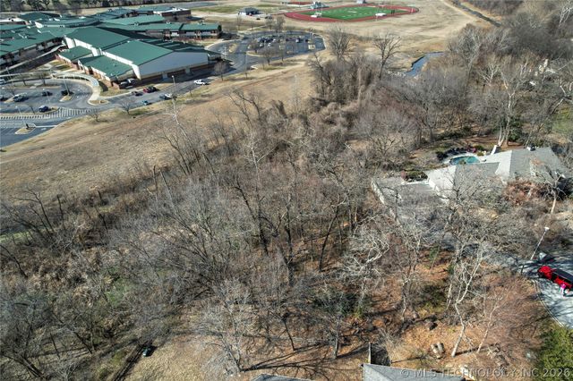 3302 E 100th Place, Tulsa, OK 74137