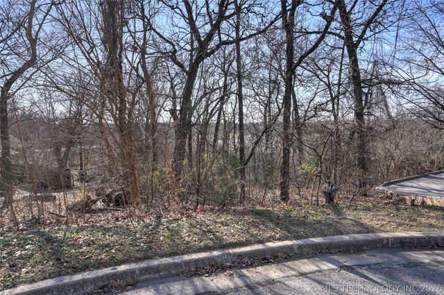 3302 E 100th Place, Tulsa, OK 74137