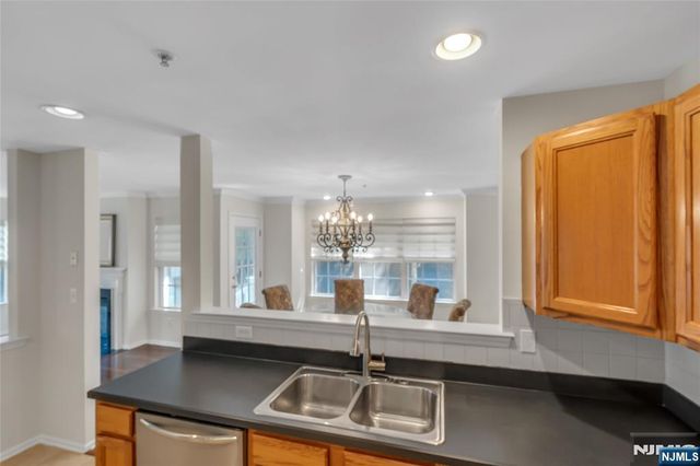 114 Ridge Drive, Pompton Lakes, NJ 07442