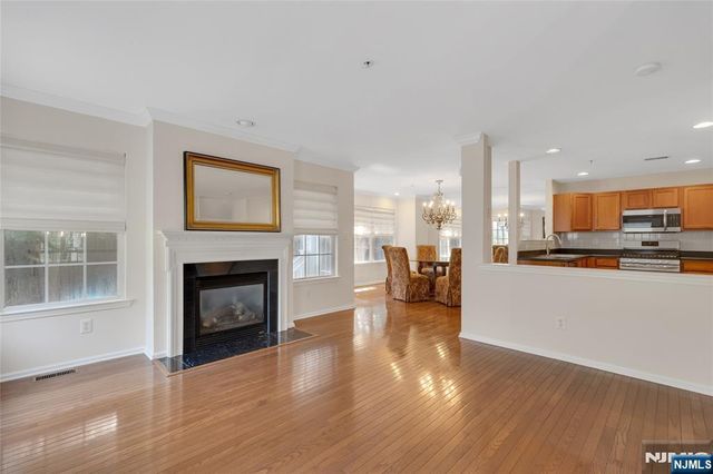 114 Ridge Drive, Pompton Lakes, NJ 07442