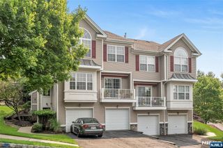 114 Ridge Drive, Pompton Lakes, NJ 07442