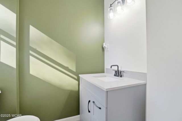 5600 E Hanthorn Road, Lima, OH 45806