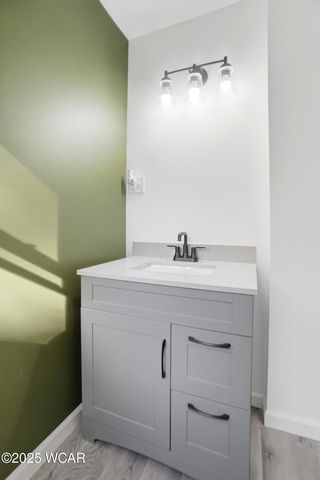 5600 E Hanthorn Road, Lima, OH 45806