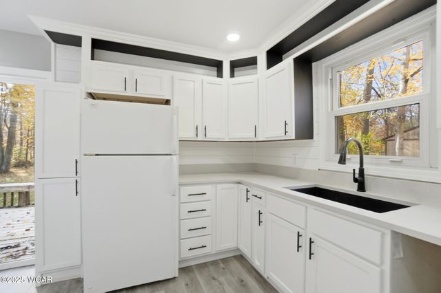 5600 E Hanthorn Road, Lima, OH 45806