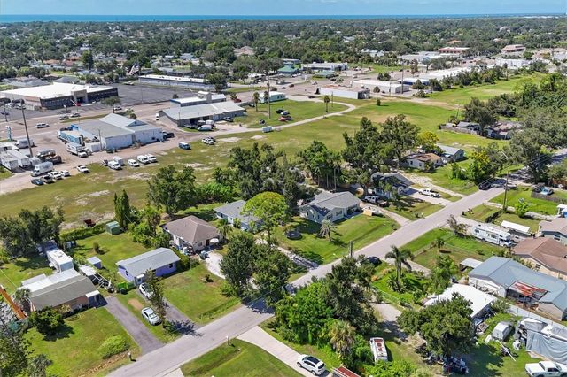 2214 PARK ROAD, Venice, FL 34293
