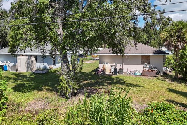 2214 PARK ROAD, Venice, FL 34293