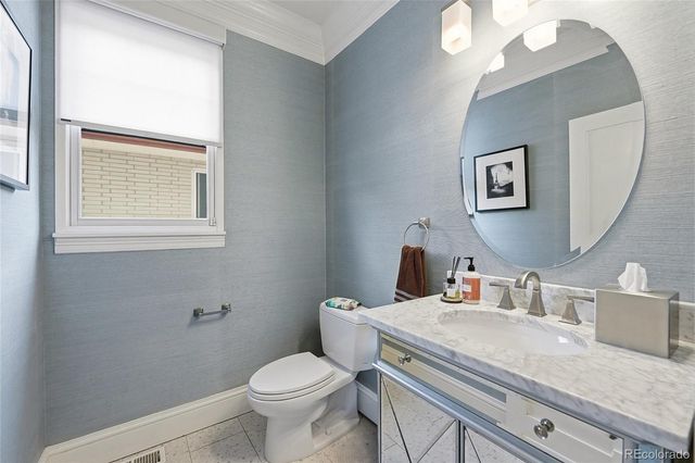 2323 S Adams Street, Denver, CO 80210