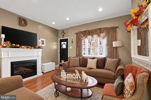 348 JACKSON STREET, Philadelphia, PA 19148