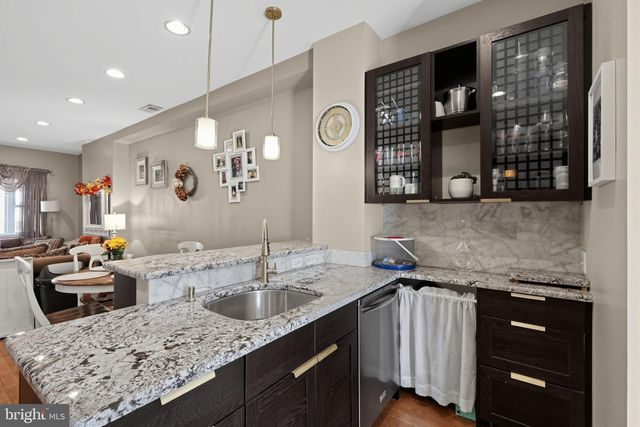 348 JACKSON STREET, Philadelphia, PA 19148