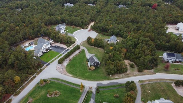 17-035 Seabiscuit Drive, Plymouth, MA 02360